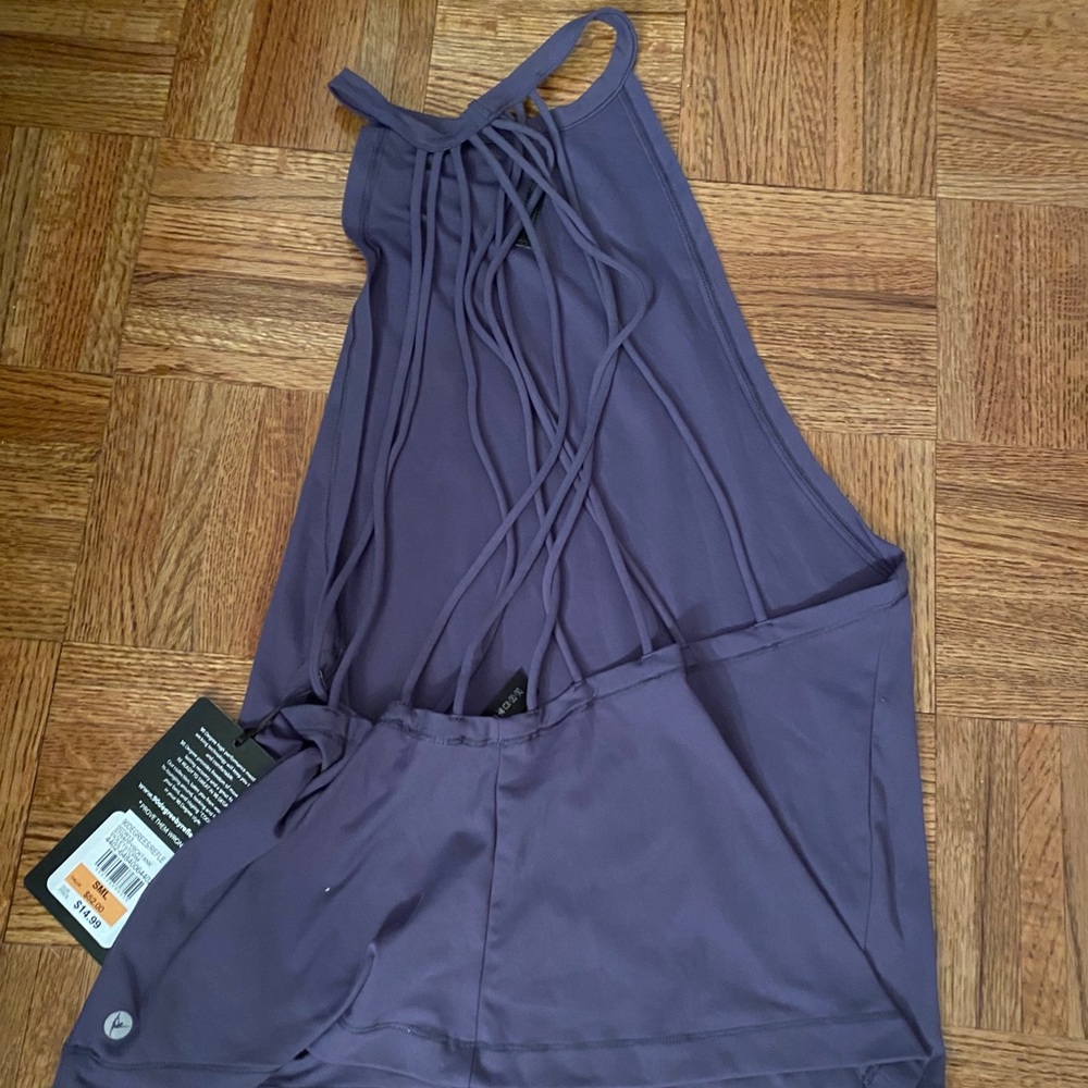 Strapped back 90 degree workout top